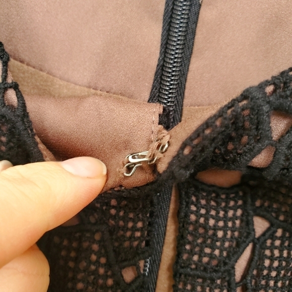 Diane von Furstenberg Delian Lace Pebble Black Dress Fitted Cocktail Women's 10 - Picture 6 of 12